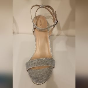 Venus dress shoes (size 9)